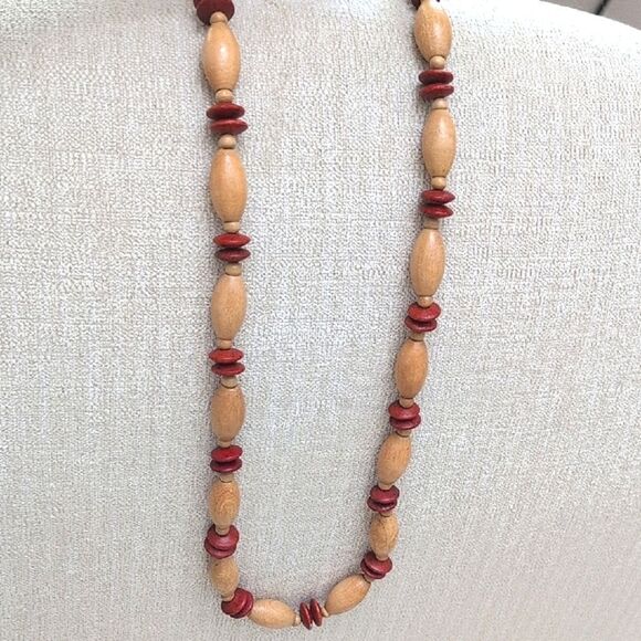 Vintage Red and Tan Wood Beaded Folk Art 31" Necklace - Picture 4 of 5